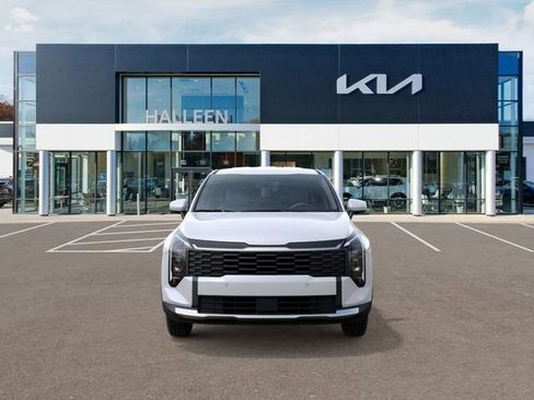 New 2026 Kia Sportage LX image 2