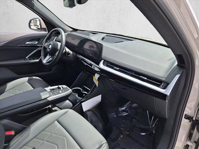 Used 2026 BMW X1 xDrive28i w/ Technology Package AWD/4WD image 23