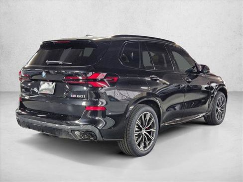 New 2026 BMW X5 M60i image 2