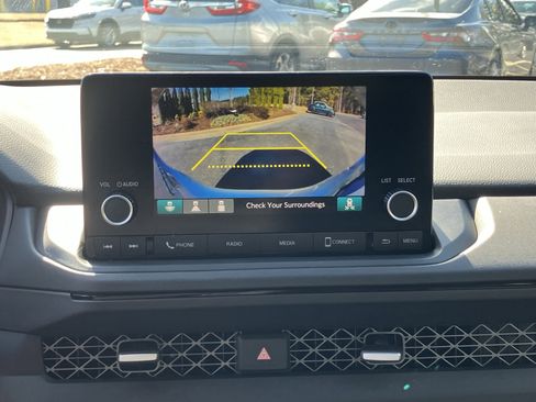 Used 2025 Honda Accord SE image 27