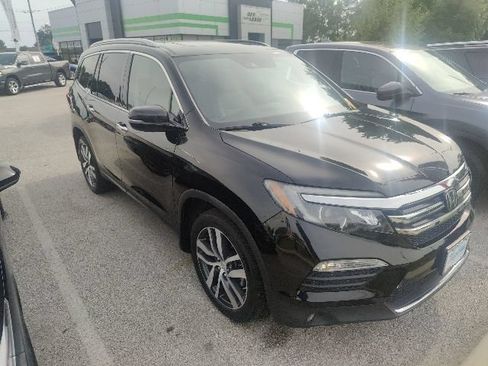 Used 2018 Honda Pilot Elite image 18