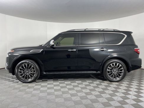 Used 2023 Nissan Armada Platinum w/ Captain's Chairs Package image 4