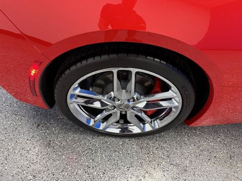 Used 2019 Chevrolet Corvette Stingray Coupe w/ 1LT RWD image 30