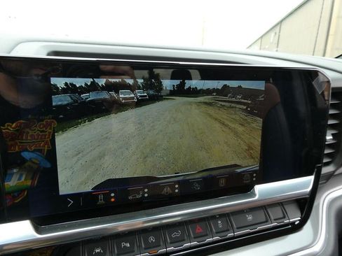 New 2026 Chevrolet Silverado 1500 High Country AWD/4WD image 32
