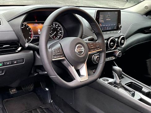 Used 2021 Nissan Sentra SV image 15