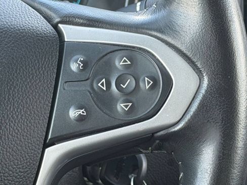 Used 2022 Chevrolet Colorado LT RWD image 16