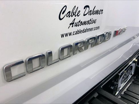 Used 2017 Chevrolet Colorado Z71 RWD image 8