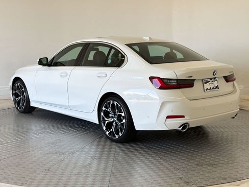 Used 2025 BMW 330i xDrive Sedan w/ Convenience Package AWD/4WD image 3