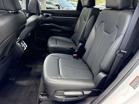 Used 2023 Kia Sorento SX FWD image 23