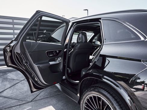 Used 2026 Mercedes-Benz GLC 300 image 25