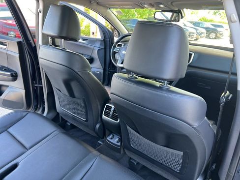Used 2022 Kia Sportage EX w/ EX Technology Package AWD/4WD image 16