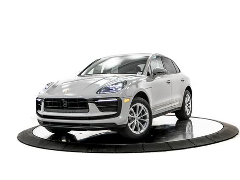 New 2026 Porsche Macan AWD/4WD image 1