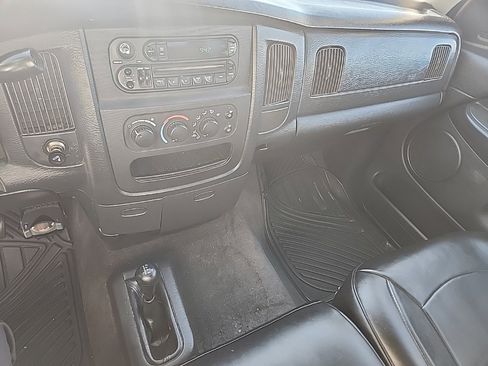 Used 2003 Dodge Ram 2500 Truck SLT image 14