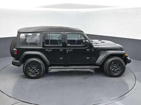Used 2022 Jeep Wrangler Unlimited Sport AWD/4WD image 44