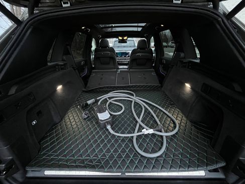 Used 2024 BMW X5 xDrive50e w/ M Sport Package image 51