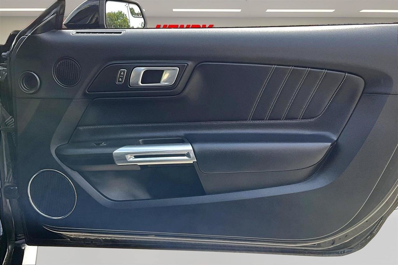 Used 2020 Ford Mustang GT Premium RWD image 29