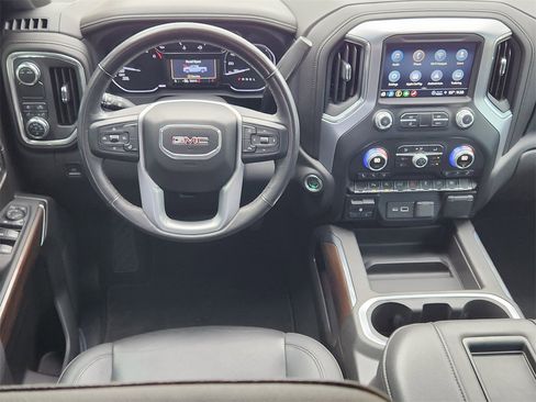 Used 2022 GMC Sierra 1500 SLT image 25