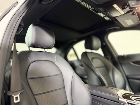 Used 2020 Mercedes-Benz C 300 4MATIC Sedan image 11