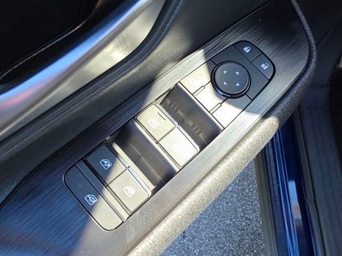 New 2026 Nissan Kicks SV w/ SV Premium Package image 16