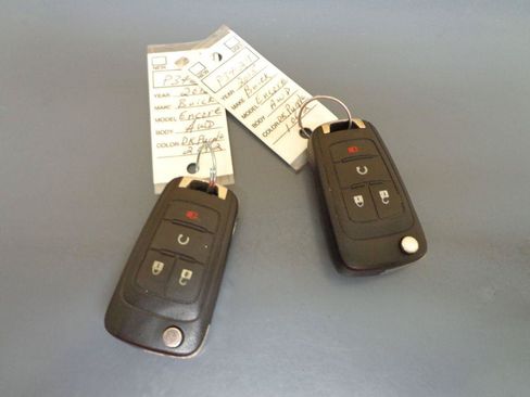 Used 2015 Buick Encore Convenience AWD/4WD image 25