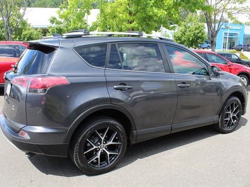 Used 2016 Toyota RAV4 SE w/ Advanced Technology Package AWD/4WD image 5