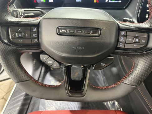 Used 2025 Dodge Charger Daytona Scat Pack w/ Track Pack image 23