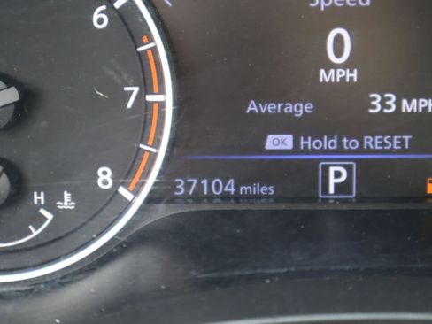 Used 2025 Nissan Altima 2.5 SV FWD image 10