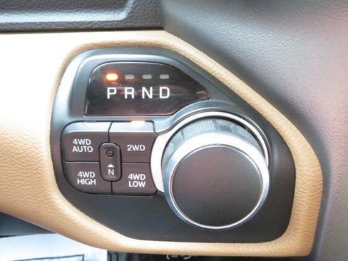 Used 2019 RAM 1500 Big Horn AWD/4WD image 24