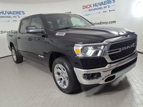 Used 2023 RAM 1500 Big Horn AWD/4WD image 3