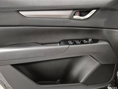 Used 2019 MAZDA CX-5 Touring image 13