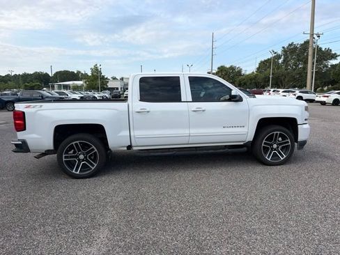 Used 2017 Chevrolet Silverado 1500 LT w/ All Star Edition AWD/4WD image 4