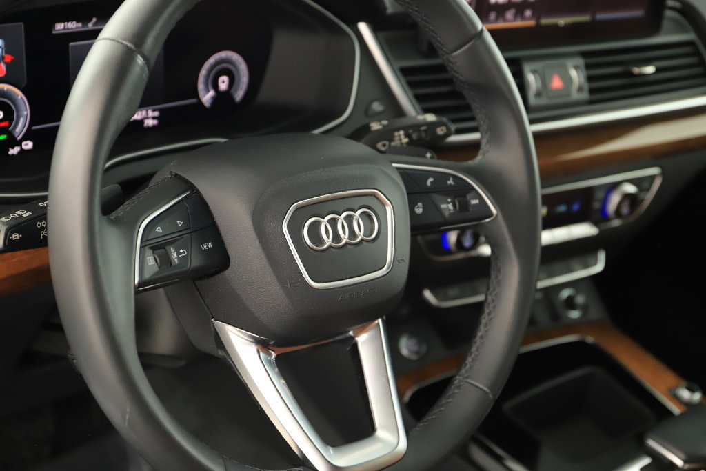 Certified 2024 Audi Q5 e Premium AWD/4WD image 16