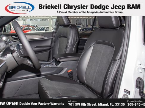 New 2026 Jeep Grand Cherokee Altitude image 16