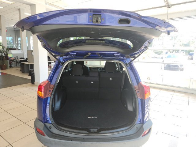 Used 2014 Toyota RAV4 XLE AWD/4WD image 30