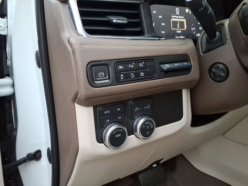 Certified 2023 GMC Yukon Denali image 10