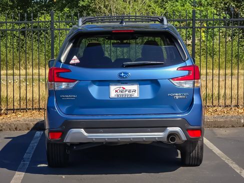 Used 2024 Subaru Forester Touring AWD/4WD image 4