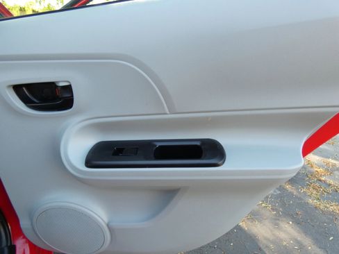 Used 2014 Toyota Prius C One image 34