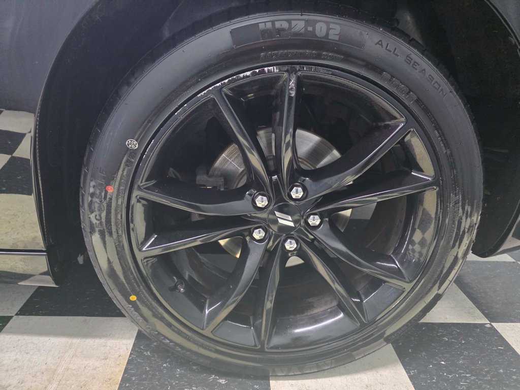 Used 2018 Dodge Charger R/T w/ Blacktop Package RWD image 19