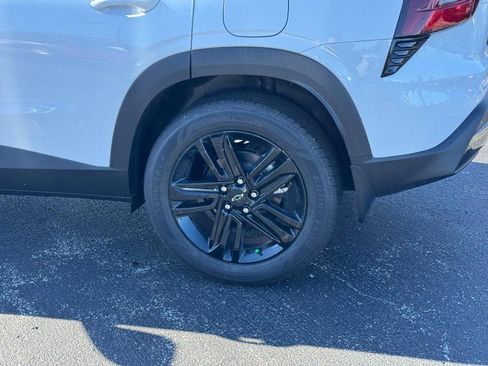 New 2026 Chevrolet Trax ACTIV w/ Sunroof Package image 4