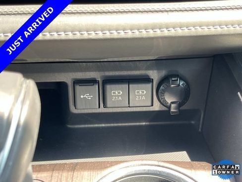 Used 2021 Toyota Highlander Platinum AWD/4WD image 37