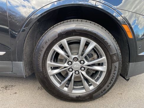 Used 2021 Cadillac XT5 Premium Luxury image 10