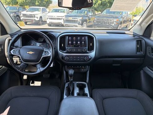 Used 2022 Chevrolet Colorado LT w/ Safety Package AWD/4WD image 21