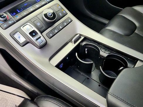 Used 2022 Hyundai Palisade Calligraphy w/ Winter Package FWD image 17