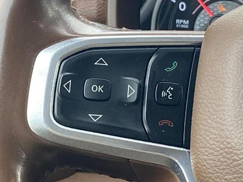 Used 2019 RAM 1500 Laramie AWD/4WD image 8
