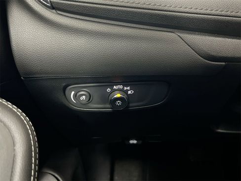 Used 2024 Buick Encore GX Sport Touring w/ Comfort Package image 17