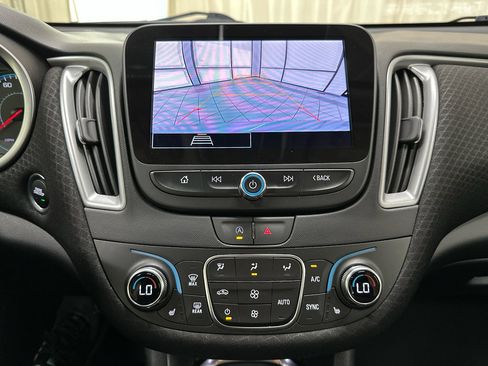 Certified 2025 Chevrolet Malibu LT image 31