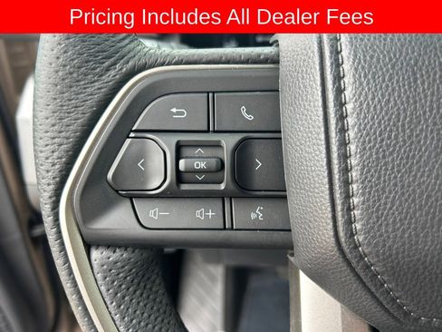 Used 2026 Toyota Tacoma TRD Off-Road AWD/4WD image 7