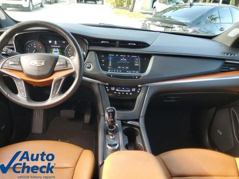 Certified 2024 Cadillac XT5 Premium Luxury w/ Technology Package FWD image 15