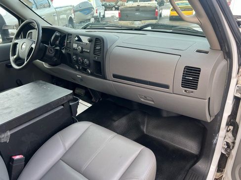 Used 2013 Chevrolet Silverado 1500 W/T image 13