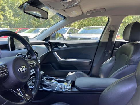 Used 2019 Kia Stinger AWD/4WD image 15